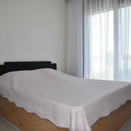 Two Bedroom Tatiana In Daire *